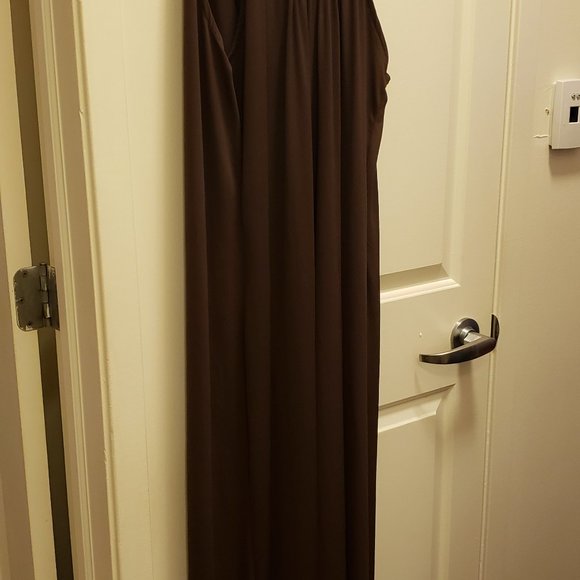 Dress - Picture 5 of 5